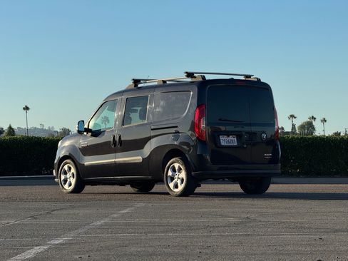 Used 2015 RAM ProMaster City Tradesman SLT w/ Rear Back-up Camera Group image 2