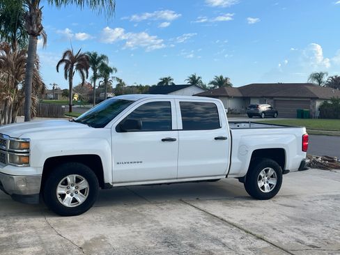 Used 2014 Chevrolet Silverado 1500 LT w/ Trailering Package image 1