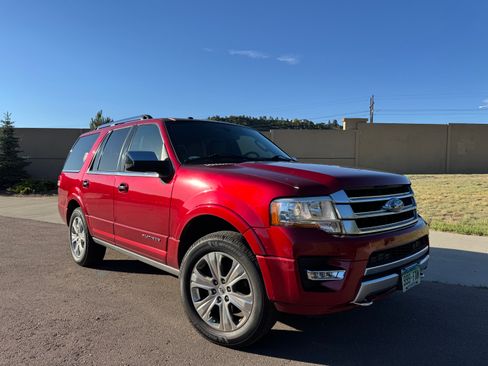 Used 2015 Ford Expedition Platinum AWD/4WD image 1