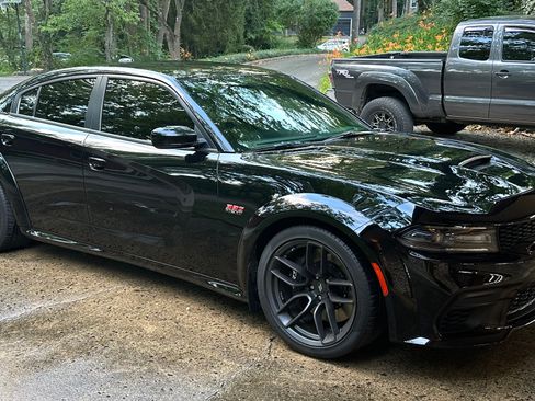 Used 2021 Dodge Charger Scat Pack RWD image 1