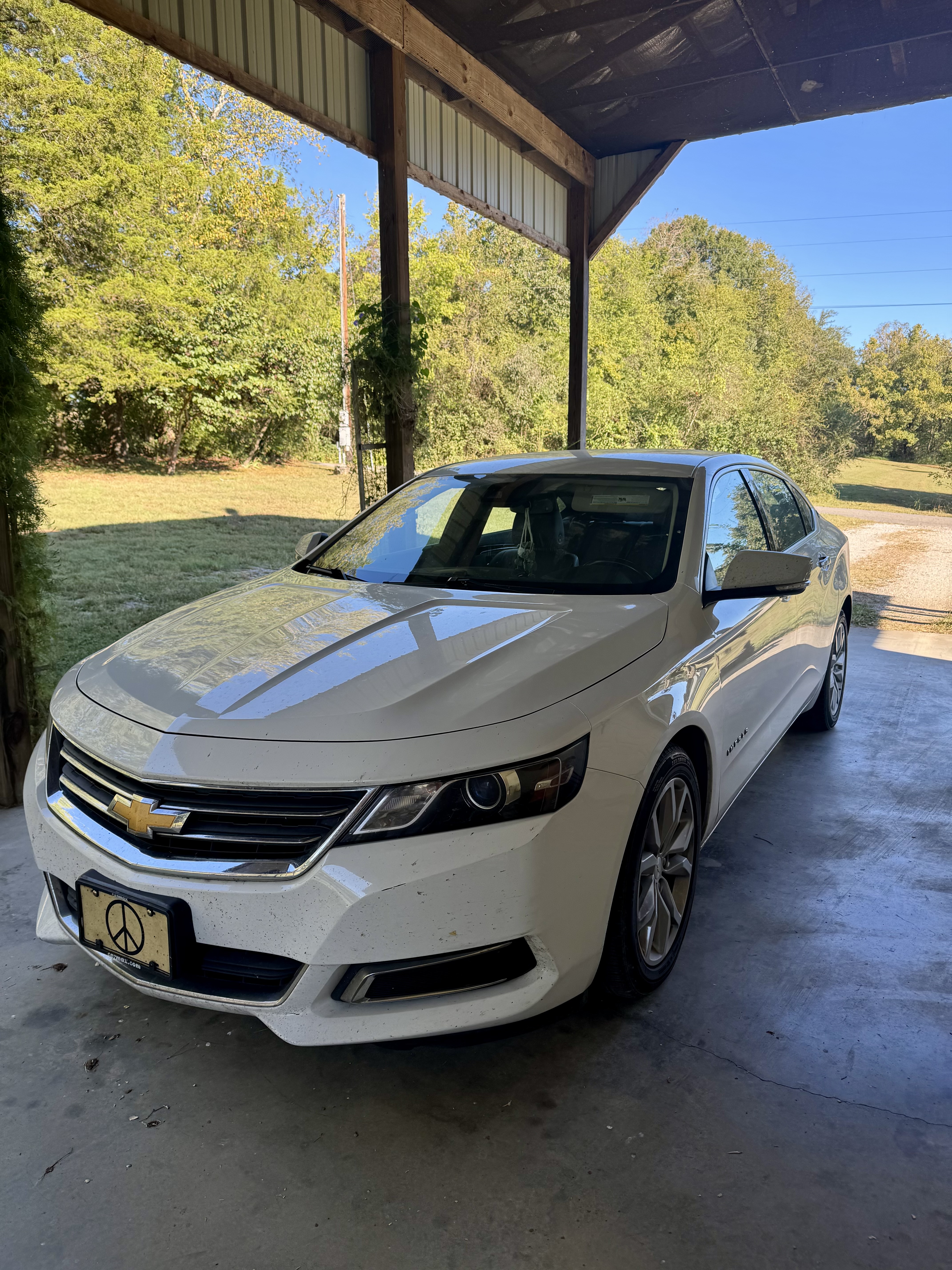 Used 2017 Chevrolet Impala LT w/ Convenience Package FWD image 1