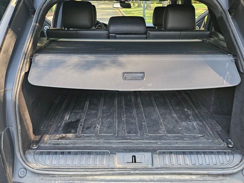 Used 2016 Land Rover Range Rover Sport SE image 5