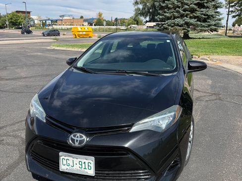 Used 2017 Toyota Corolla LE FWD image 11