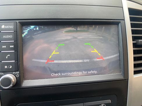 Used 2019 Nissan Frontier SV AWD/4WD image 17