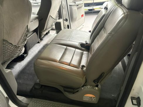 Used 2004 Ford Excursion XLT AWD/4WD image 14