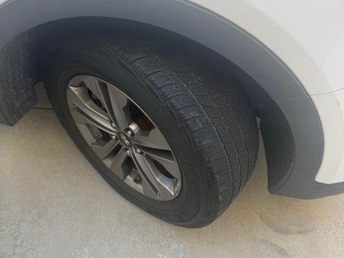 Used 2015 Hyundai Santa Fe Sport w/ Option Group 02 image 19