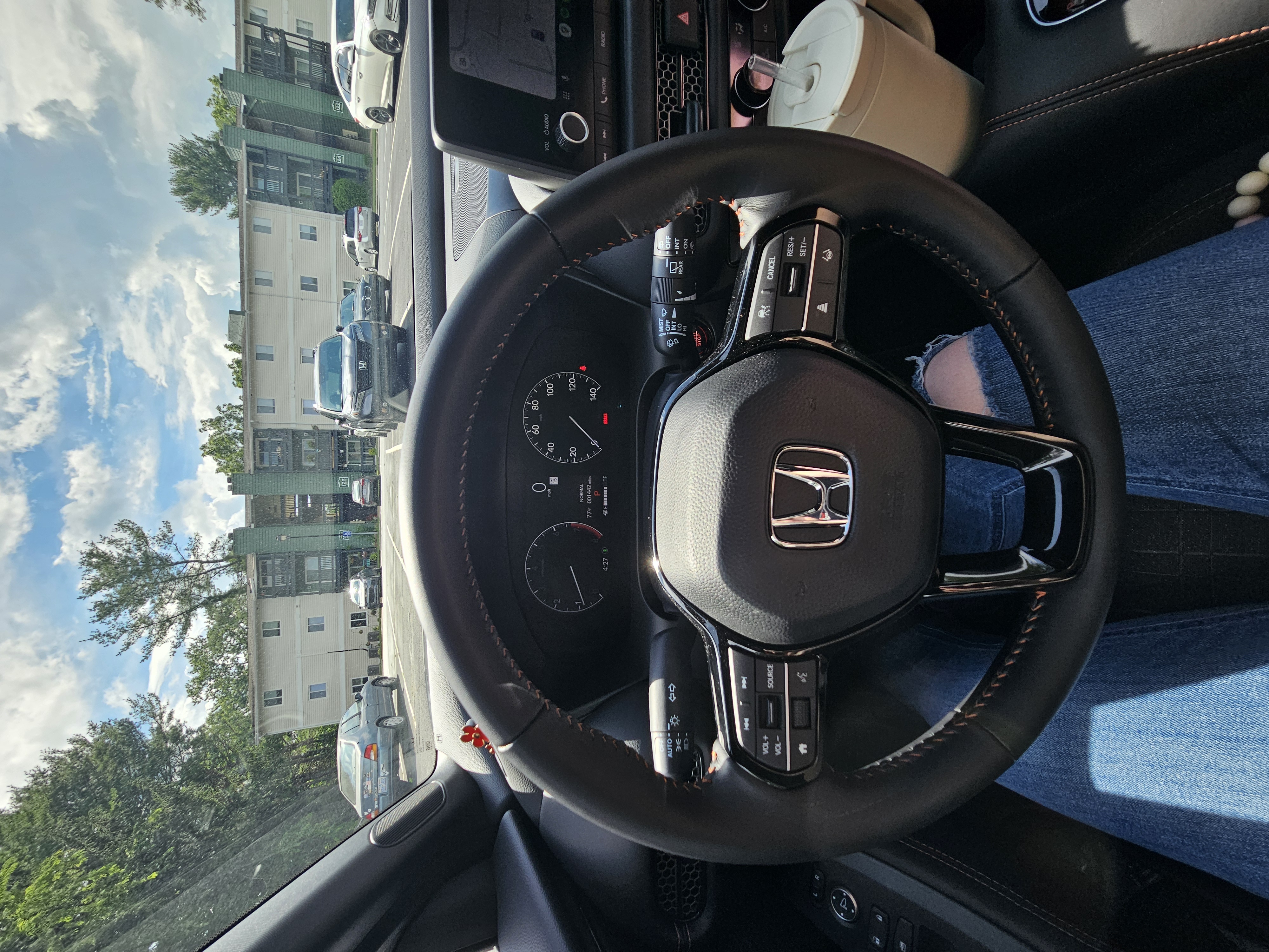 Used 2025 Honda HR-V Sport image 12