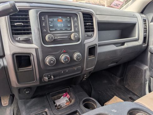 Used 2014 RAM 2500 Tradesman w/ Chrome Appearance Group image 8
