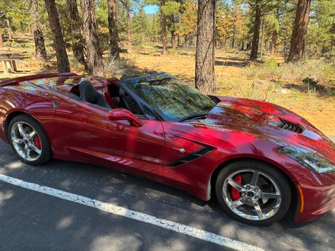 Used 2014 Chevrolet Corvette Stingray Convertible w/ 3LT Preferred Equipment Group image 9