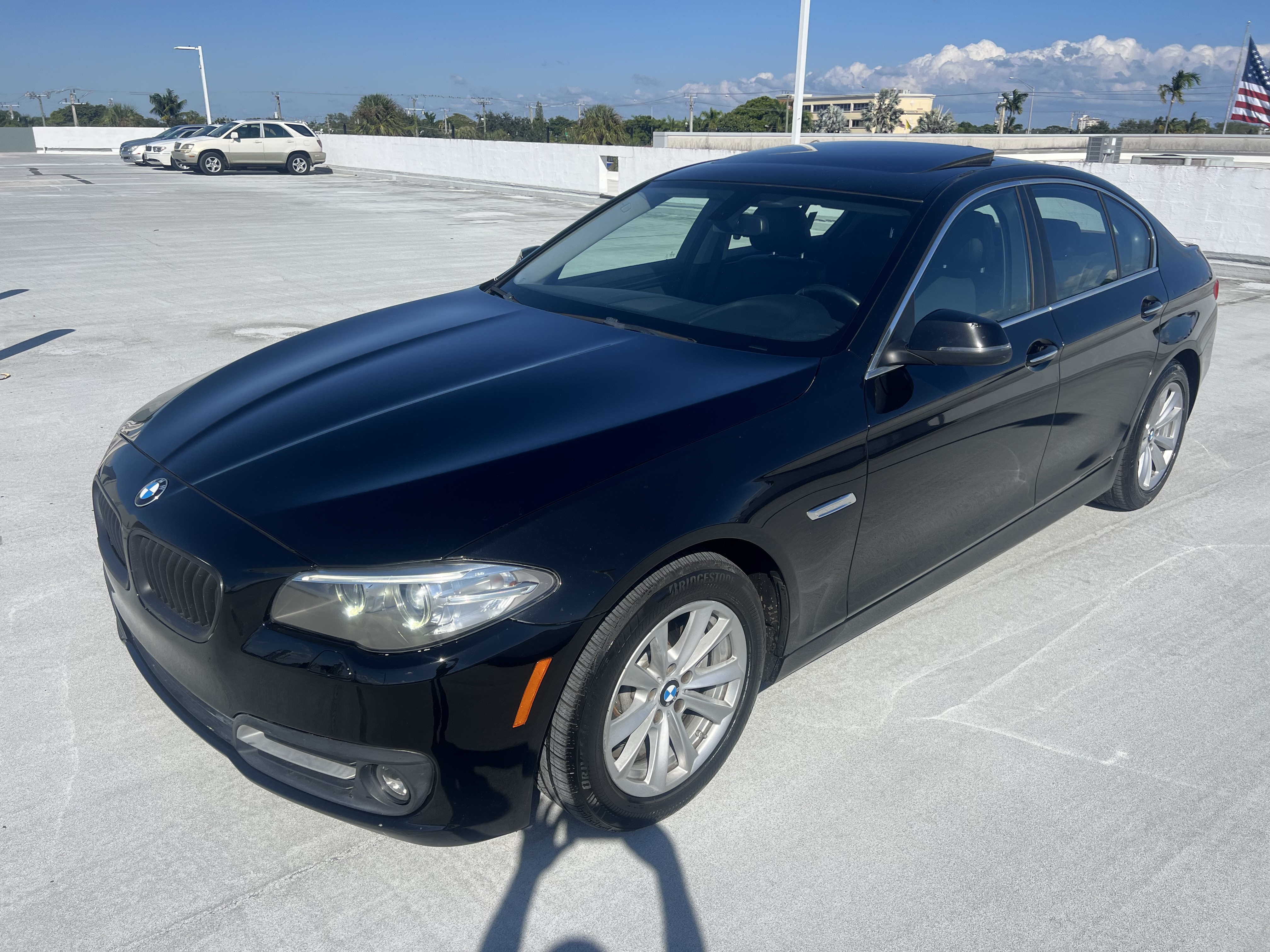 Used 2016 BMW 528i Sedan RWD image 1