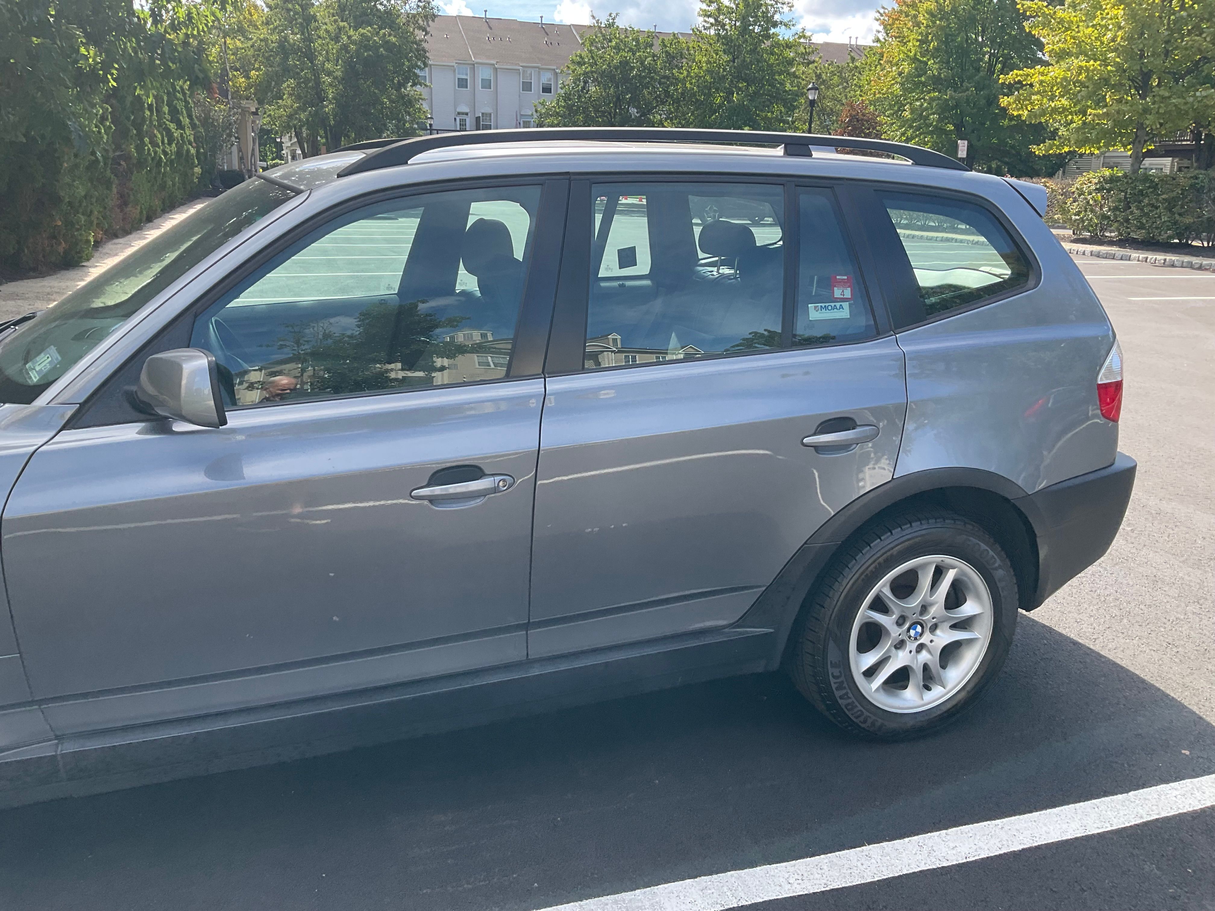 Used 2004 BMW X3 2.5i AWD/4WD image 1