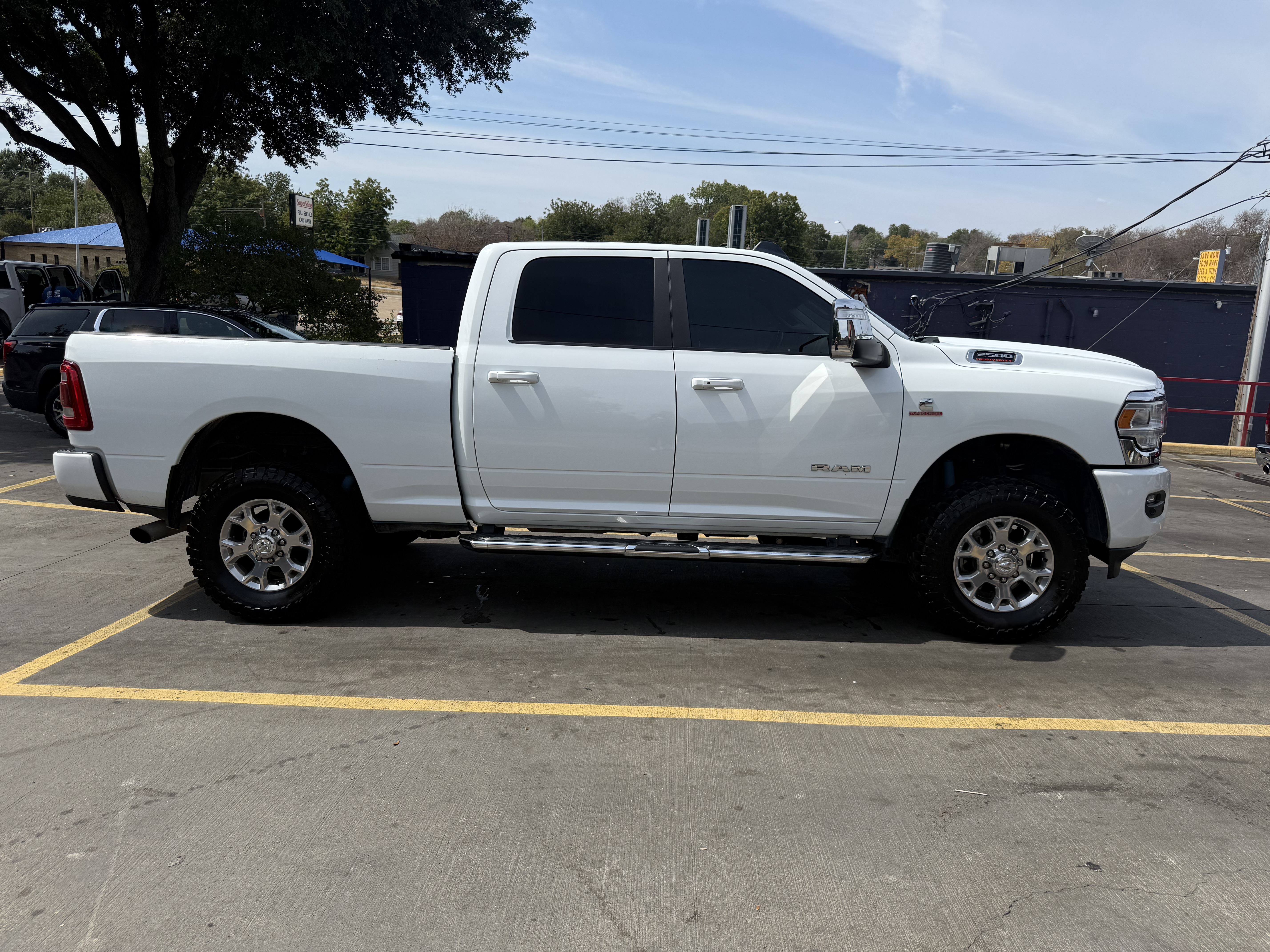 Used 2023 RAM 2500 Laramie AWD/4WD image 8