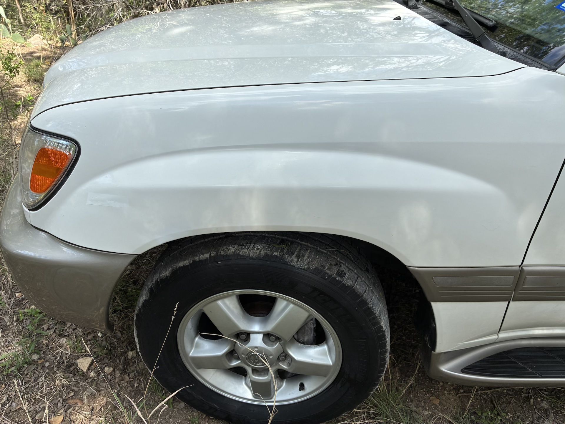 Used 2005 Toyota Land Cruiser AWD/4WD image 16