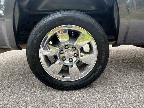 Used 2010 GMC Sierra 1500 SLE w/ Regional Value Package image 6