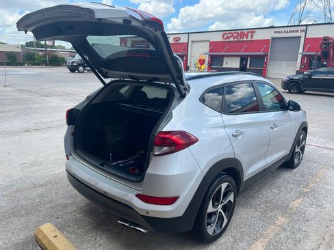 Used 2016 Hyundai Tucson Limited w/ Option Group 03 FWD image 6