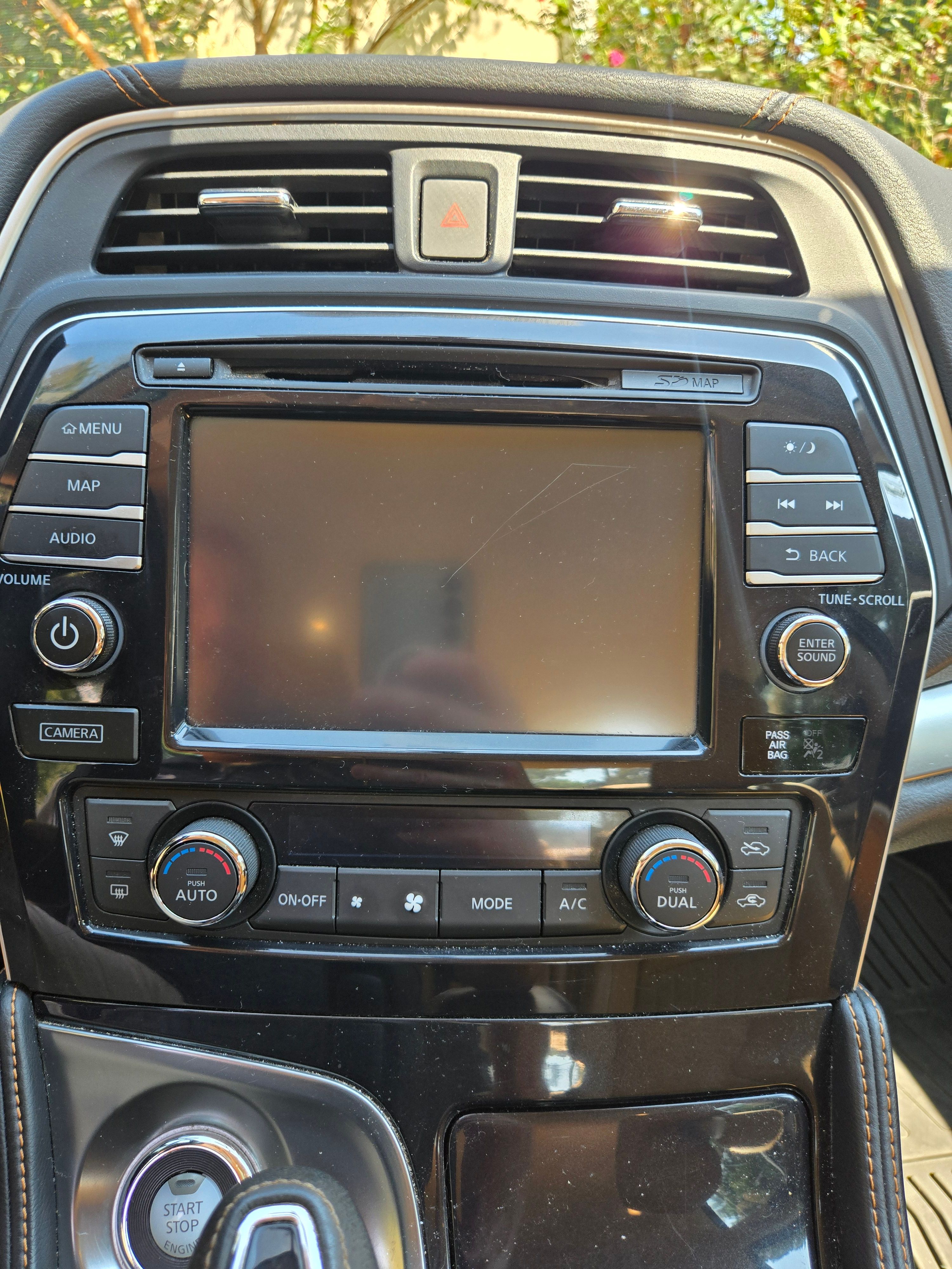 Used 2016 Nissan Maxima SR FWD image 5