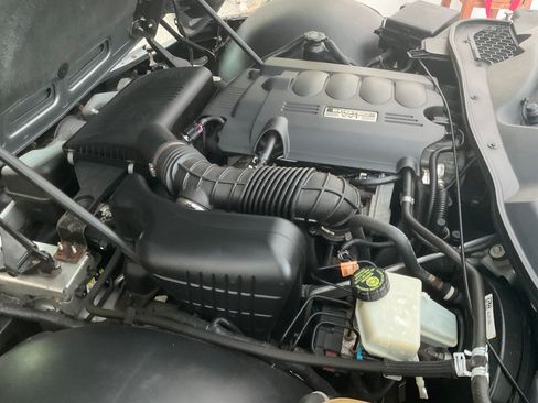 Used 2007 Pontiac Solstice Convertible w/ Premium Package RWD image 4