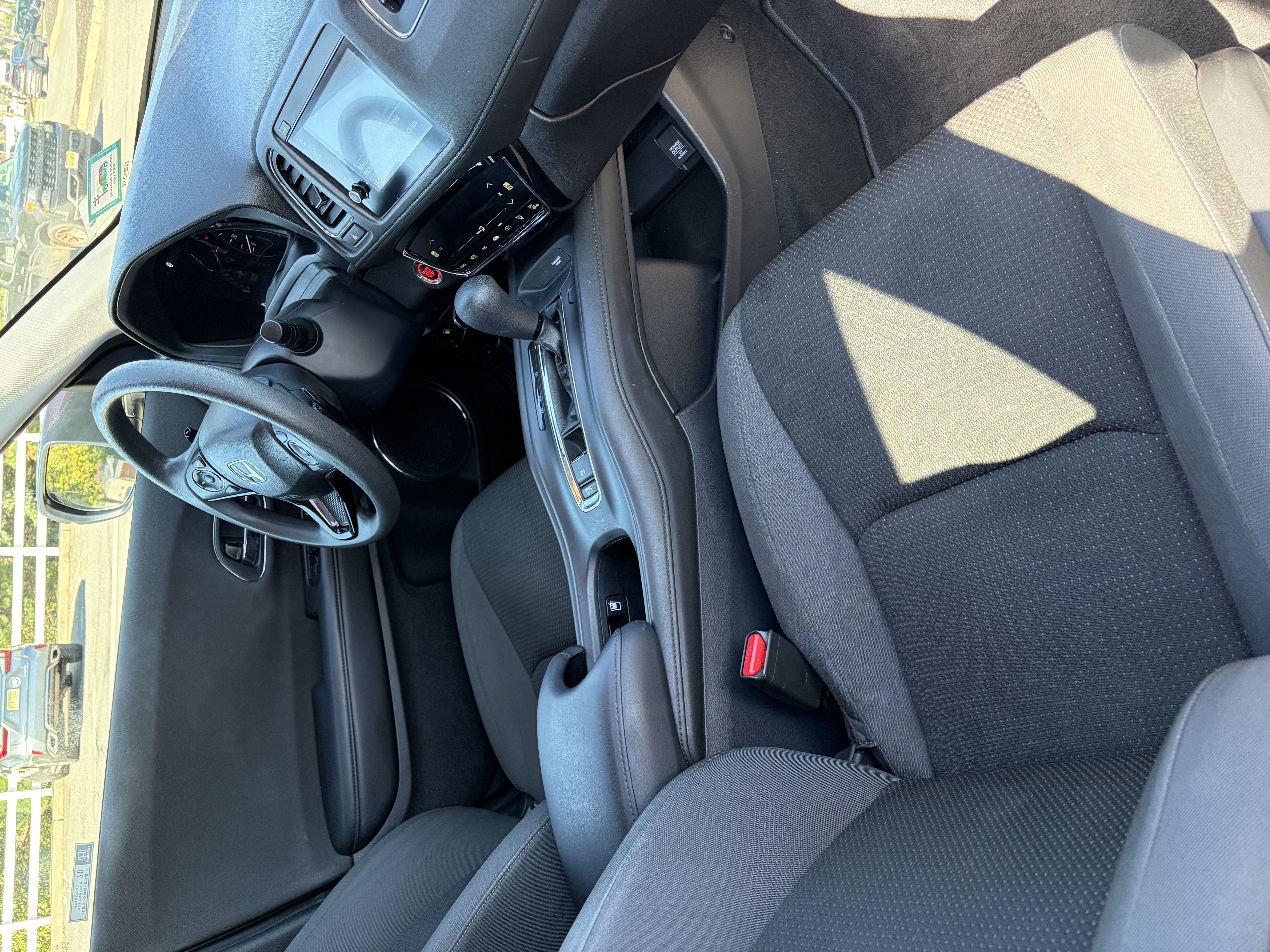 Used 2019 Honda HR-V EX image 30