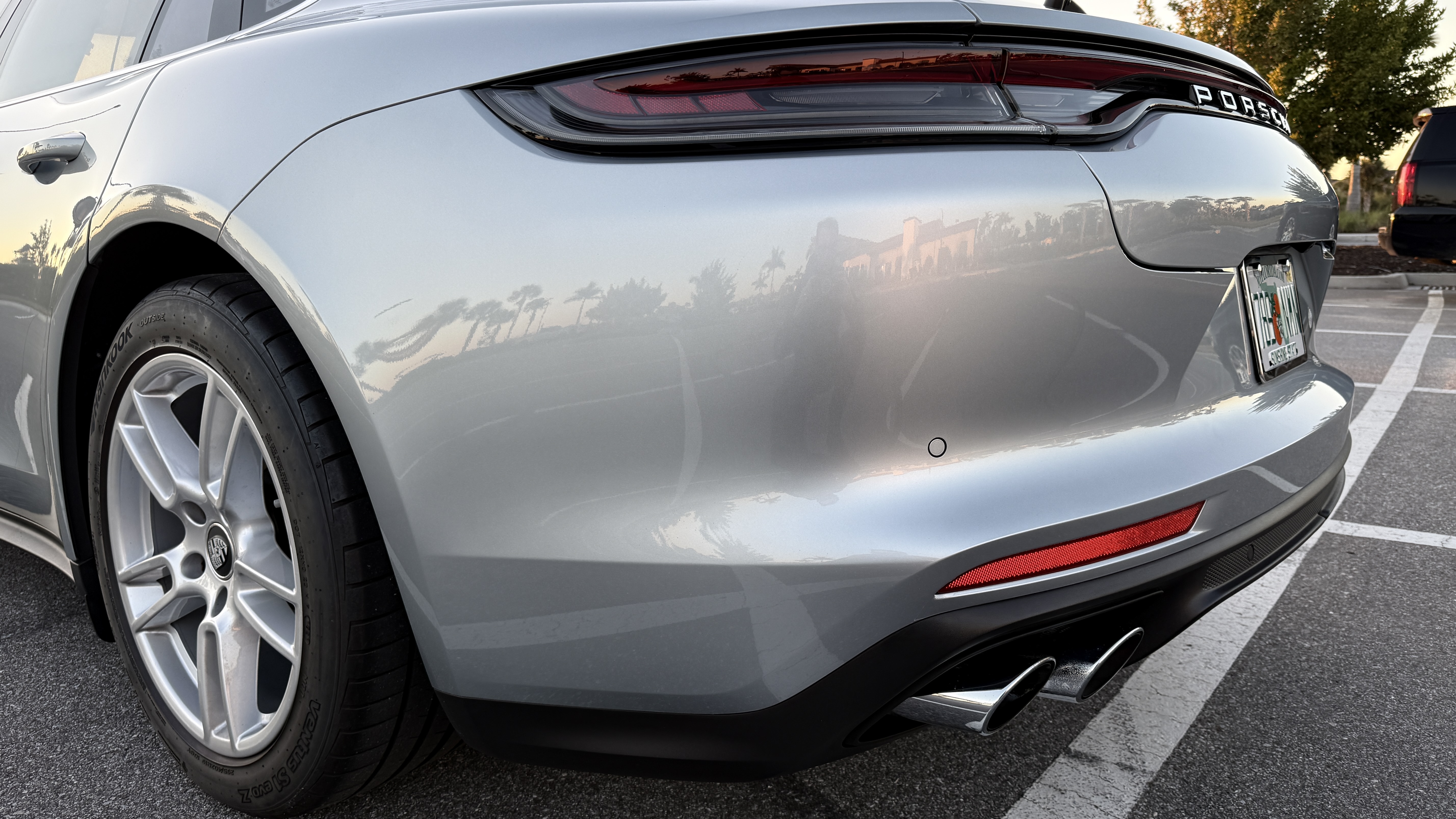 Used 2021 Porsche Panamera 4 AWD/4WD image 12