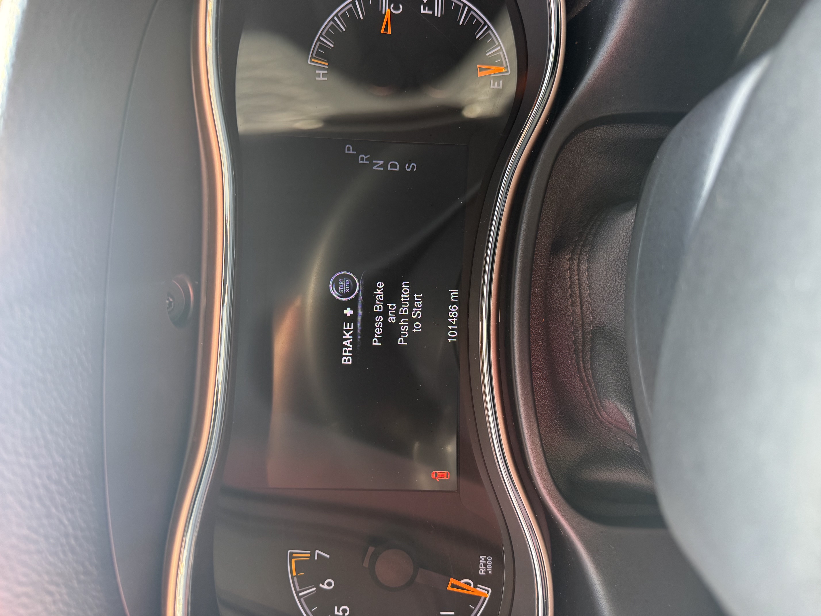 Used 2014 Jeep Grand Cherokee Laredo AWD/4WD image 10