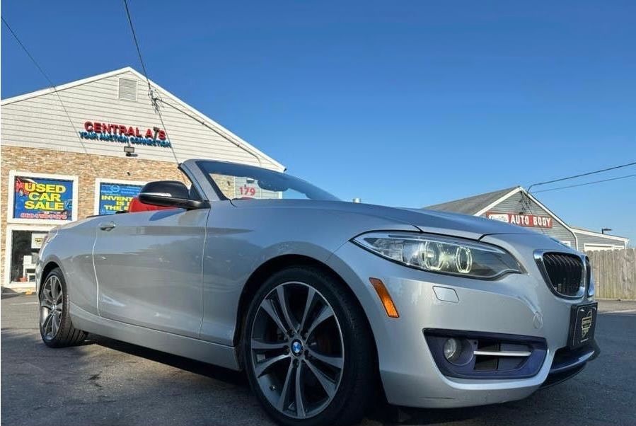 Used 2015 BMW 228i xDrive Convertible AWD/4WD image 5
