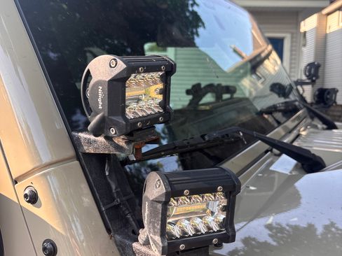 Used 2017 Jeep Wrangler Unlimited Rubicon image 13