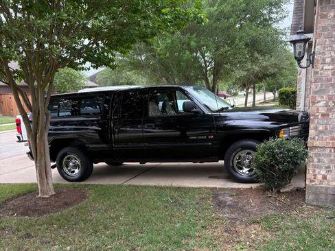 Used 1998 Dodge Ram 1500 Truck 2WD Quad Cab image 10