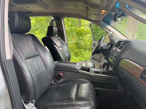 Used 2009 Nissan Armada LE AWD/4WD image 15