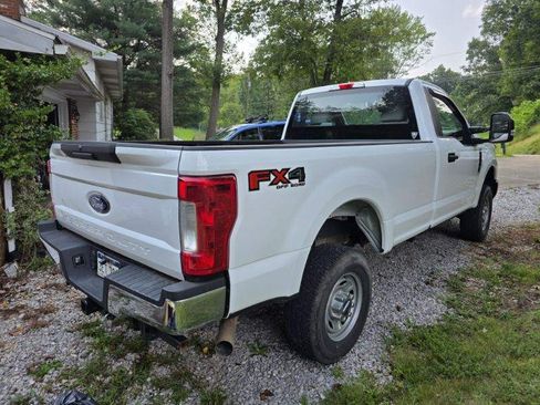 Used 2019 Ford F250 XL w/ XL Value Package AWD/4WD image 2