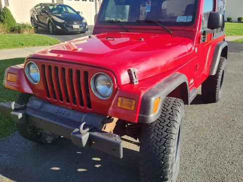 Used 2006 Jeep Wrangler X AWD/4WD image 1