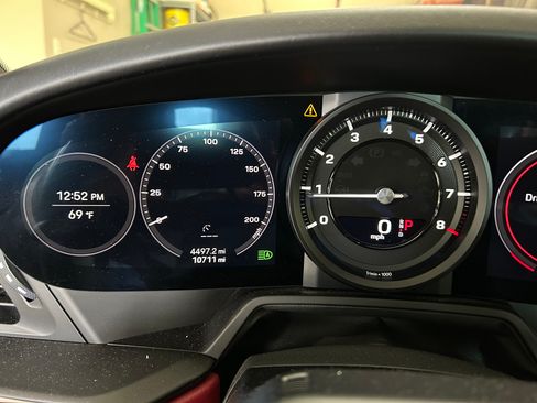 Used 2021 Porsche 911 AWD/4WD image 15