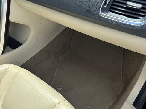 Used 2012 Volvo S60 T5 w/ Climate Pkg FWD image 17
