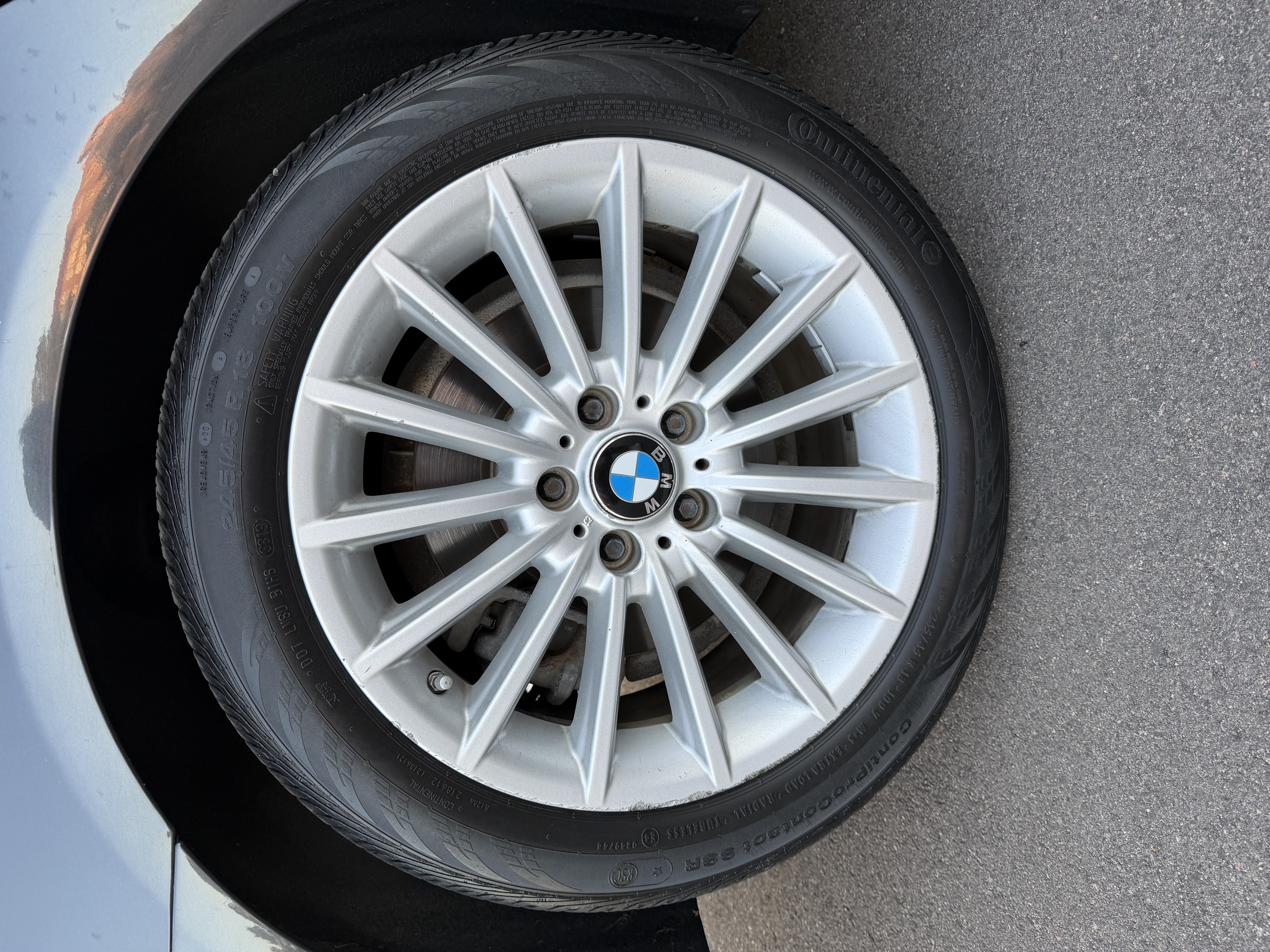Used 2011 BMW 535i xDrive Sedan AWD/4WD image 23