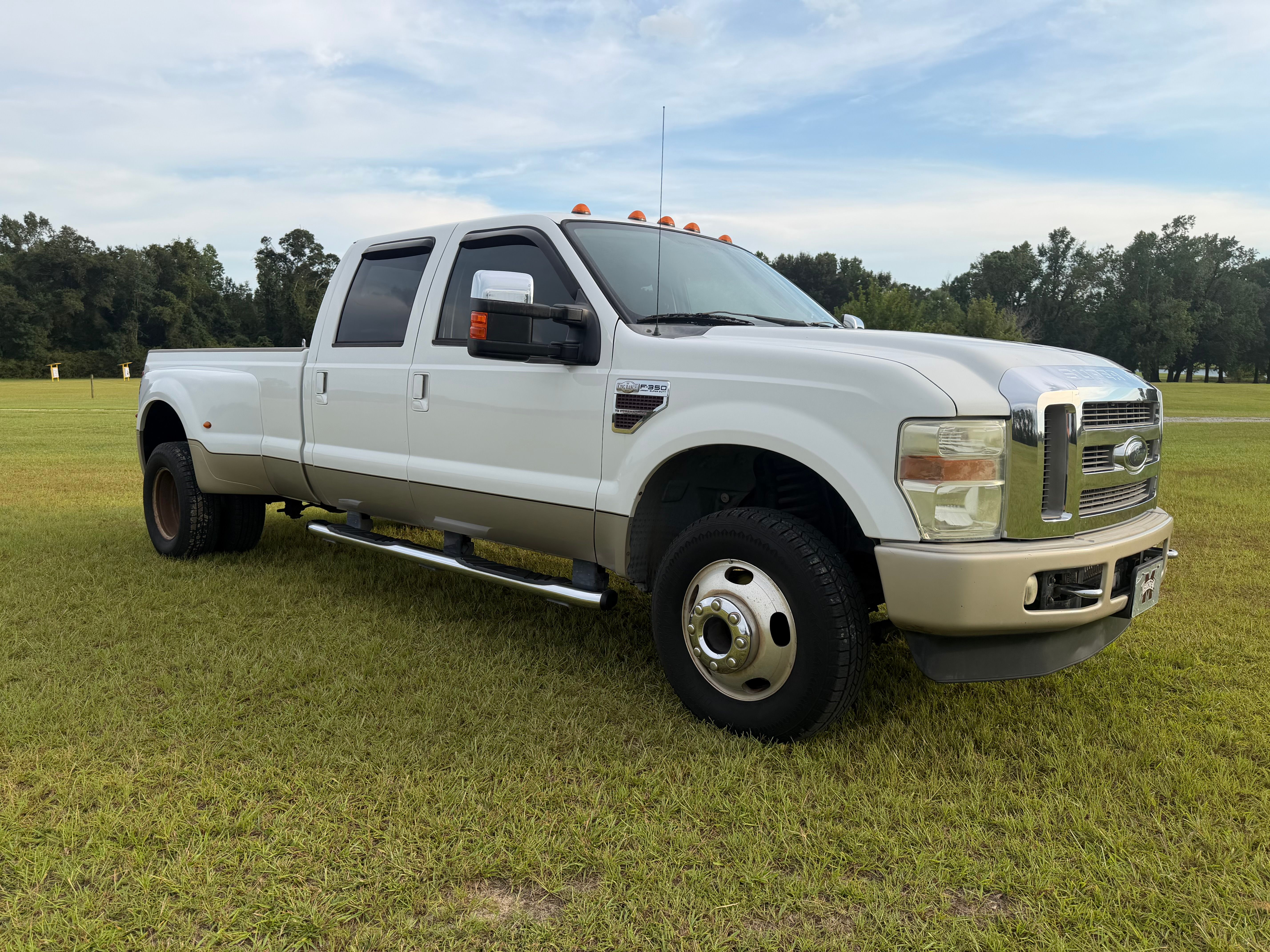 Used 2008 Ford F350 King Ranch AWD/4WD image 9