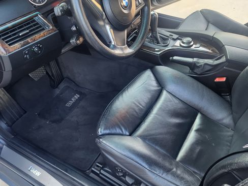 Used 2007 BMW 550i Sedan image 15