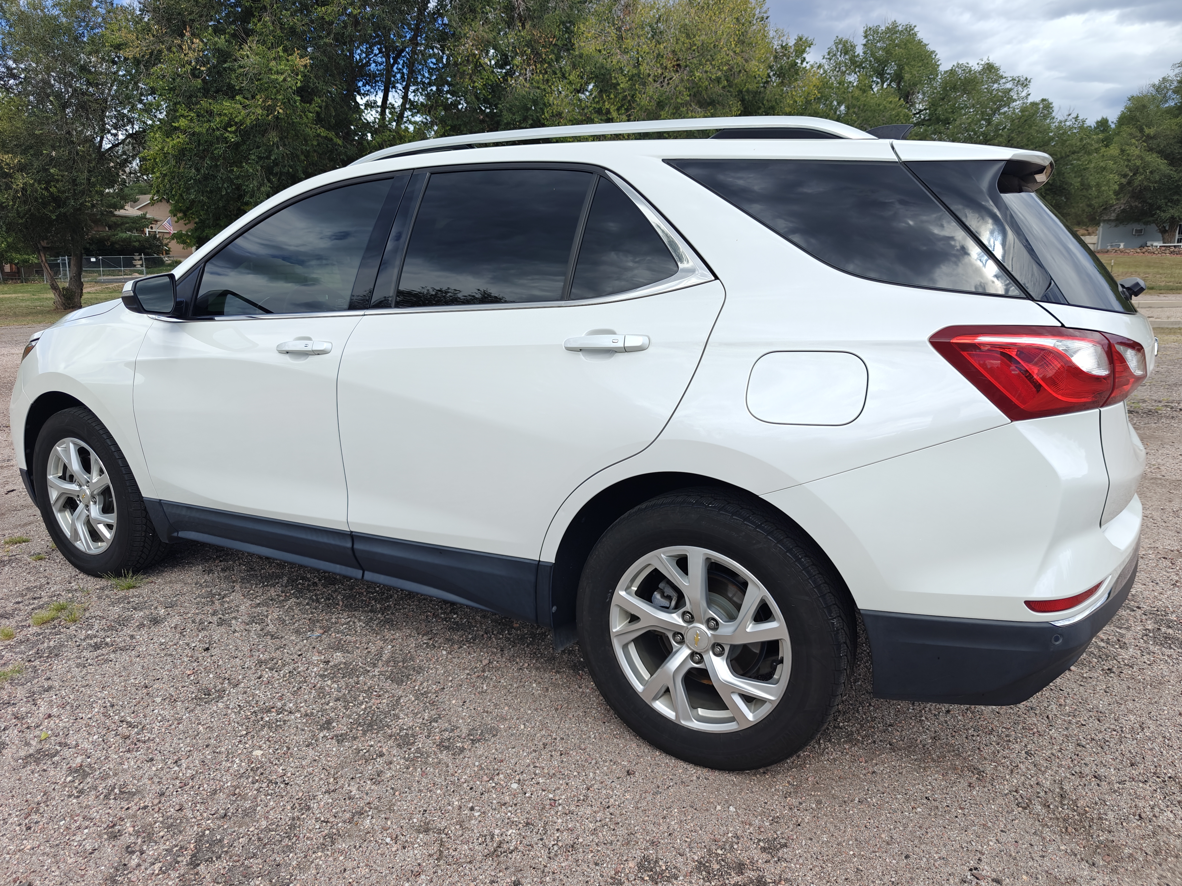 Used 2018 Chevrolet Equinox LT AWD/4WD image 6