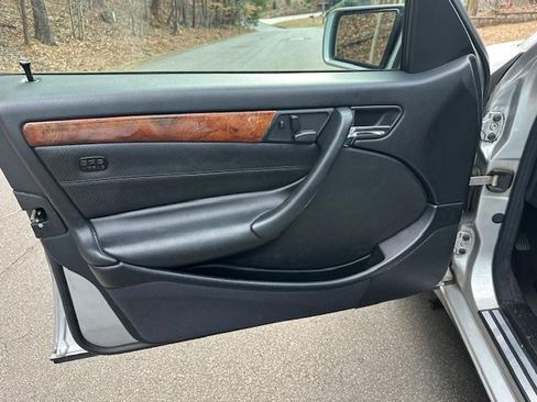 Used 1999 Mercedes-Benz C 280 Sedan image 6