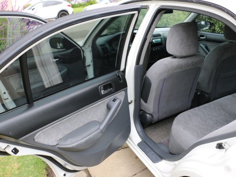 Used 2002 Honda Civic LX image 19