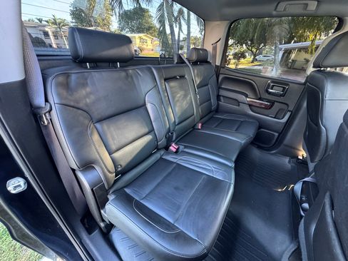 Used 2015 GMC Sierra 2500 SLT w/ Duramax Plus Package AWD/4WD image 2
