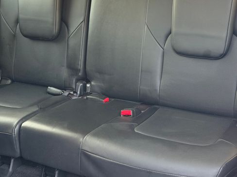 Used 2019 Nissan Armada SL w/ Premium Package image 12