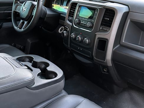 Used 2017 RAM 1500 Tradesman RWD image 10