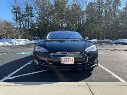 Used 2014 Tesla Model S image 10