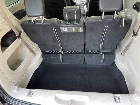 Used 2018 Chrysler Pacifica Touring-L Plus w/ Advanced Safetytec Group image 19