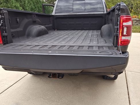 Used 2022 RAM 3500 Laramie w/ Safety Group B image 10