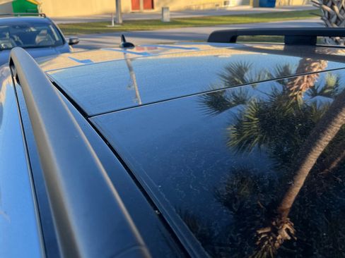 Used 2010 Mercedes-Benz GLK 350 4MATIC image 11