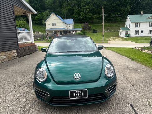 Used 2017 Volkswagen Beetle 1.8T SE FWD image 5