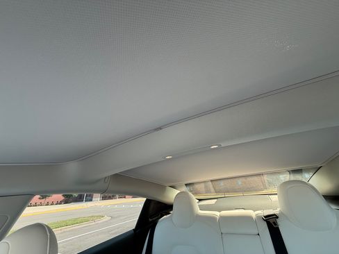Used 2022 Tesla Model 3 Performance AWD/4WD image 26