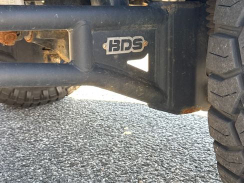 Used 2022 Ford F250 Lariat w/ Black Appearance Package image 14