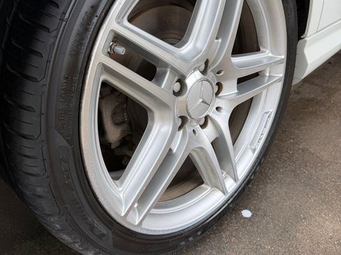 Used 2008 Mercedes-Benz C 300 4MATIC Sedan image 10