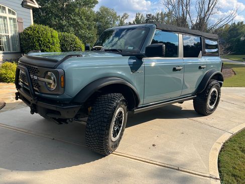 Used 2022 Ford Bronco Badlands image 6